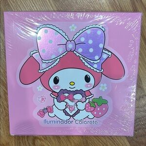 My Melody highlighter / eye powder Pink and Purple My Melody Palette new girls